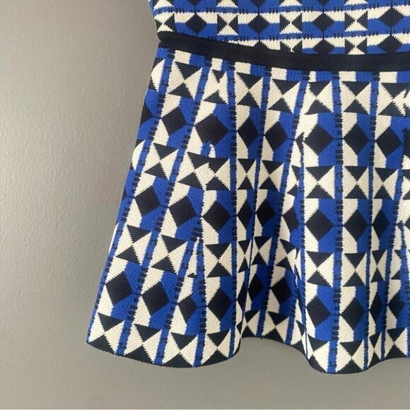 Modern Prep Peplum Top BCBG Knit Jacquard Structured Geometric Print - Picture 3 of 13